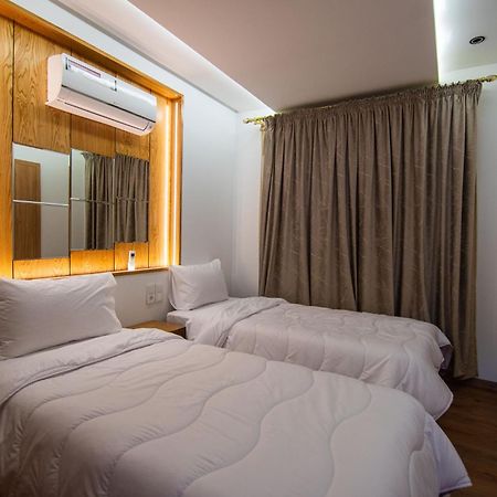 Titrite Bleu Oceane Apartment Tangier Exterior photo
